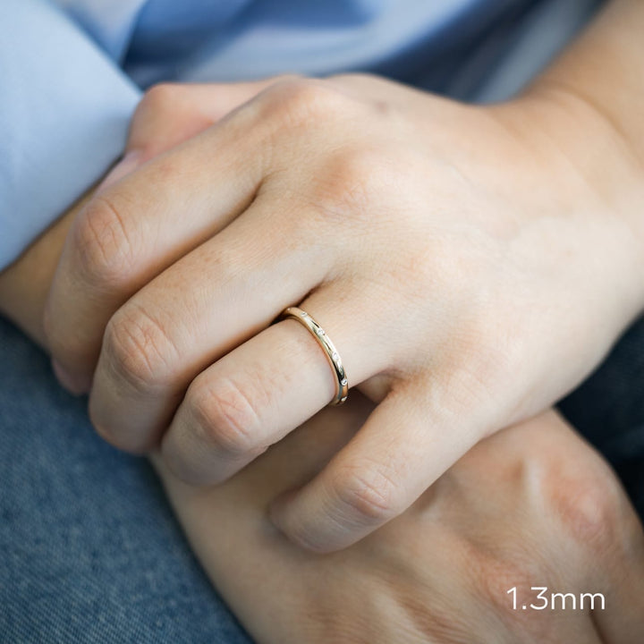 Round Cut Lab Grown Diamond Flat Flush Set Wedding Band - Doozy Diamonds