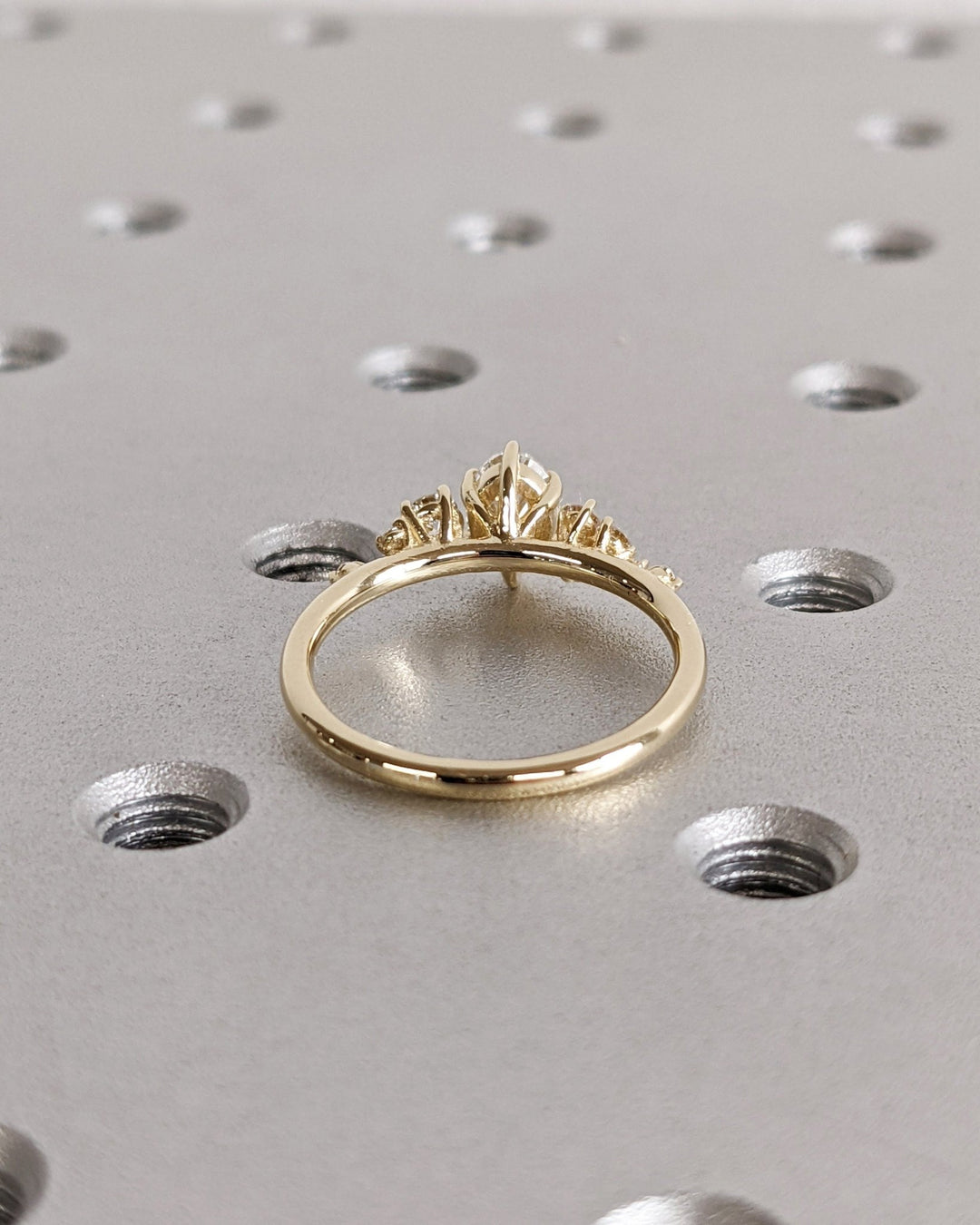 Shop oval cut cluster lab grown diamond engagement ring online