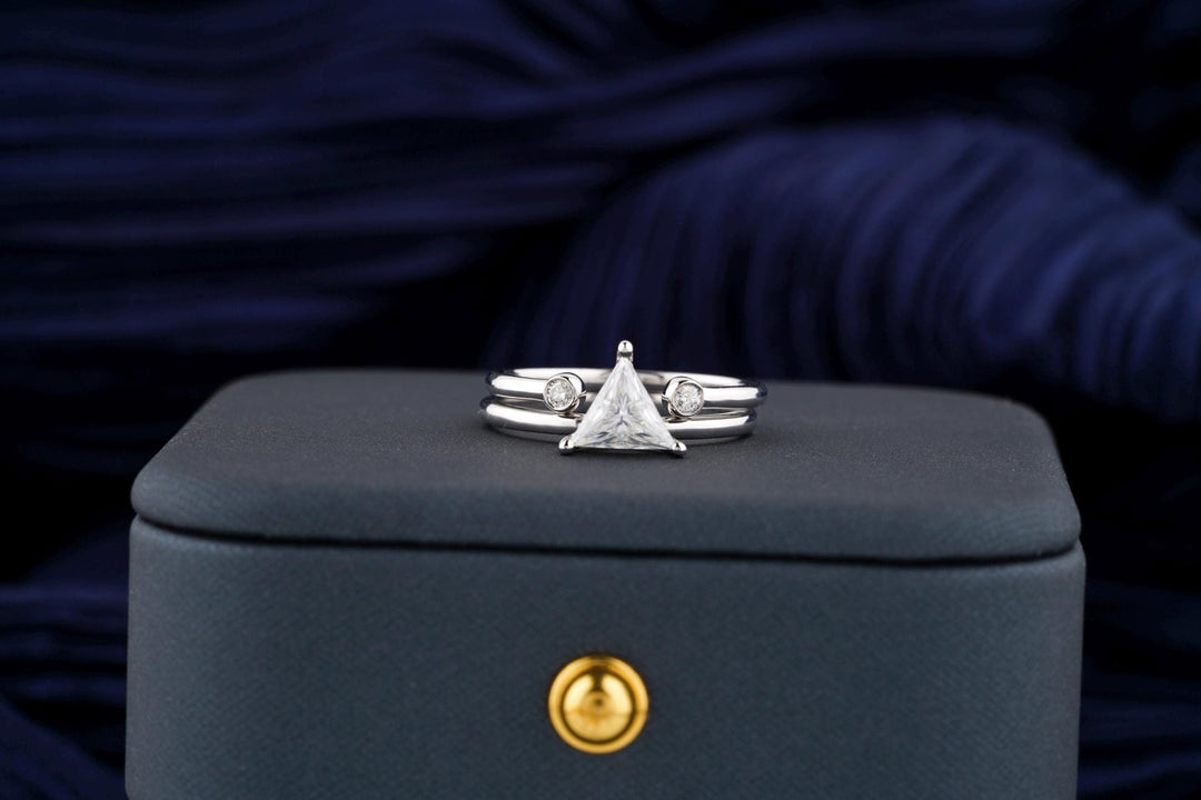 0.50CT Triangle Cut Solitaire F - VS Lab Grown Diamond Engagement Ring Set - Doozy Diamonds