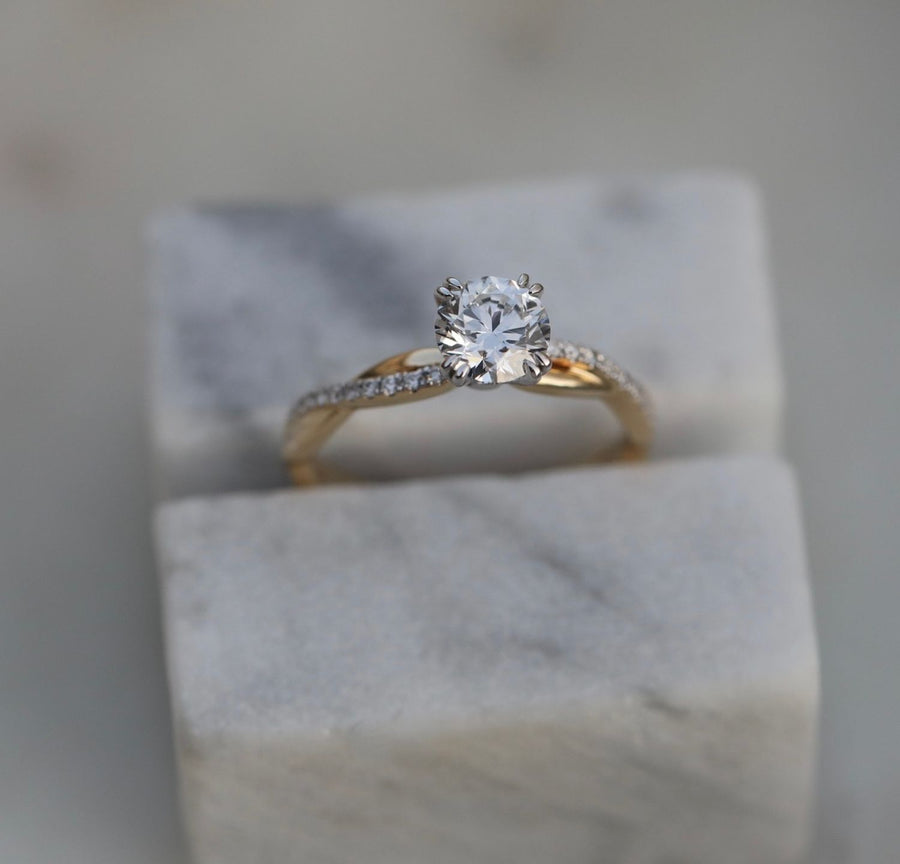 Buy 0.89CT round solitaire lab grown diamond engagement ring online