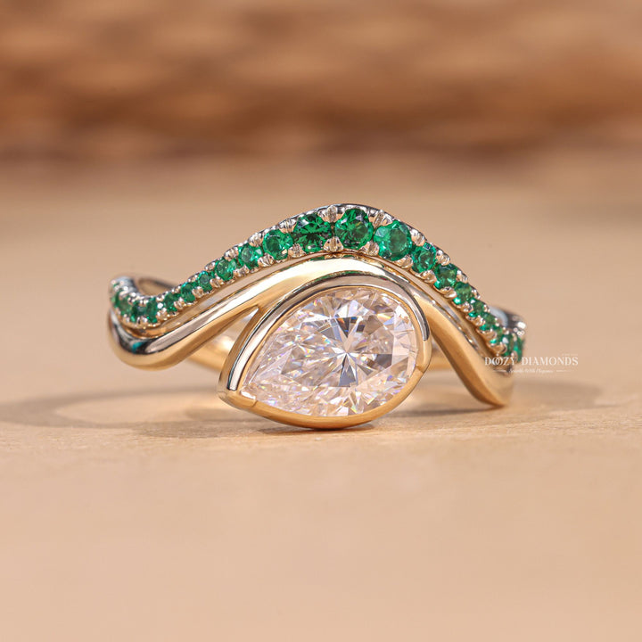 1.50CT Pear F/VS2 Lab Grown Diamond East West Bridal Ring Set