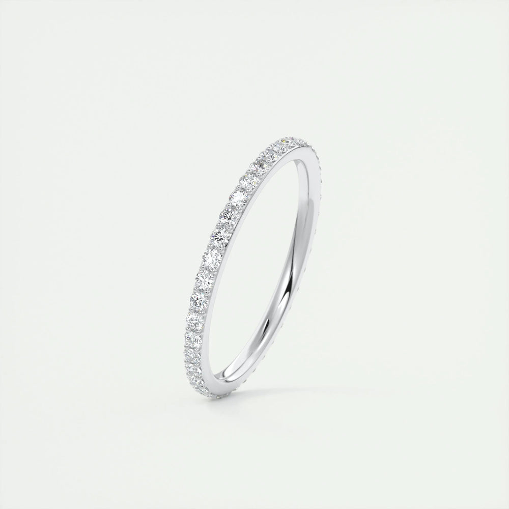 Close-up of 0.37CT round brilliant lab grown diamonds