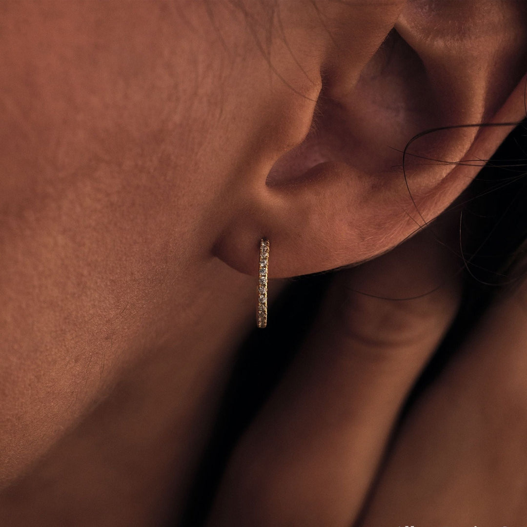Round Cut Diamond Huggie Hoop Earrings Earrings for Women - Doozy Diamonds