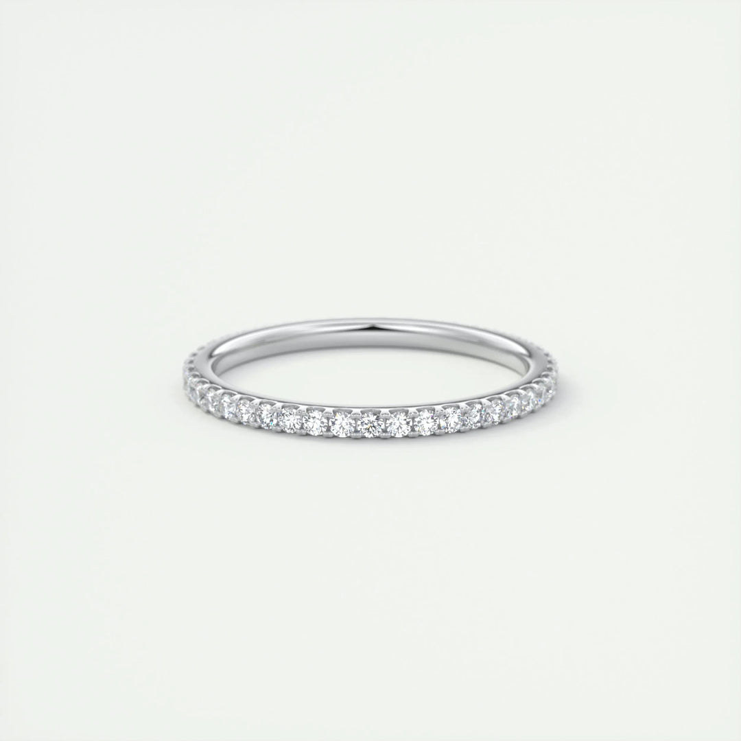 Round Brilliant round brilliant diamond wedding band front view