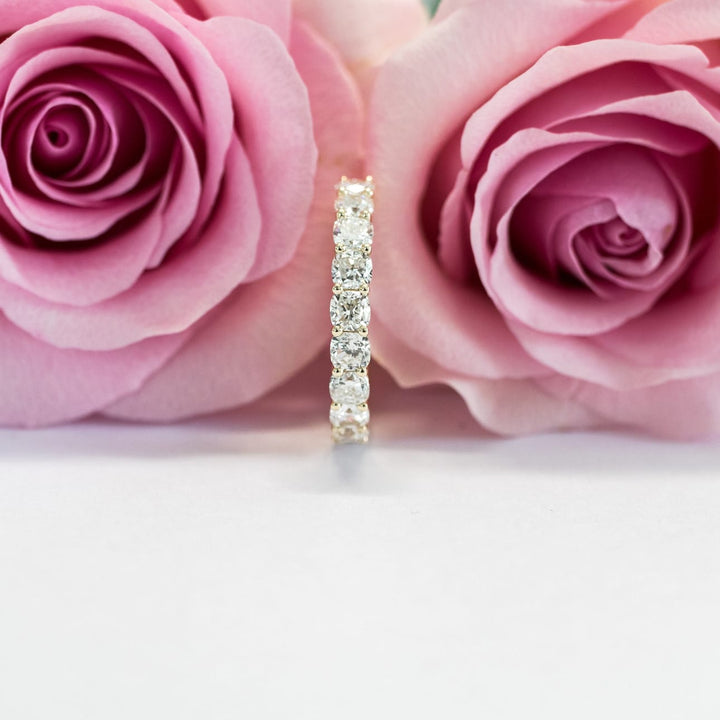 Cushion Cut DE - VS1 Lab Grown Diamond Full Eternity Wedding Band - Doozy Diamonds