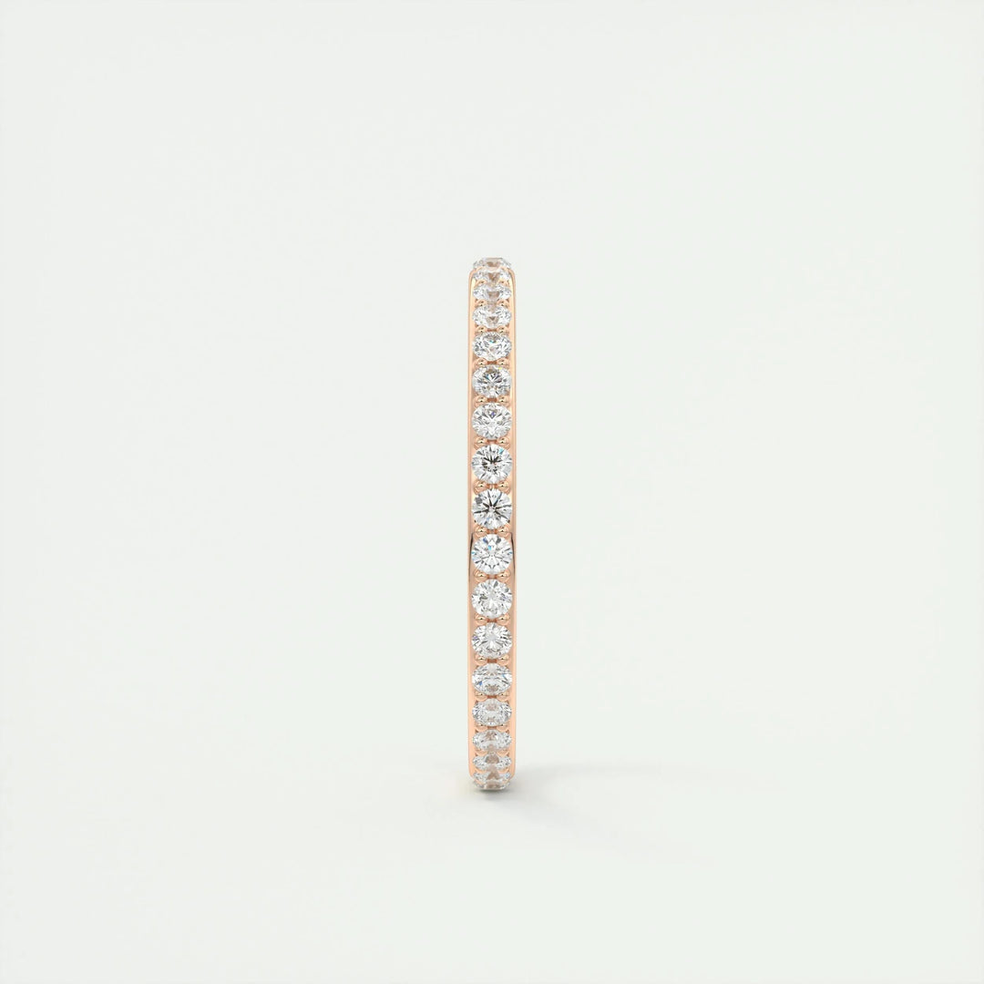 IGI certified round brilliant diamond wedding band