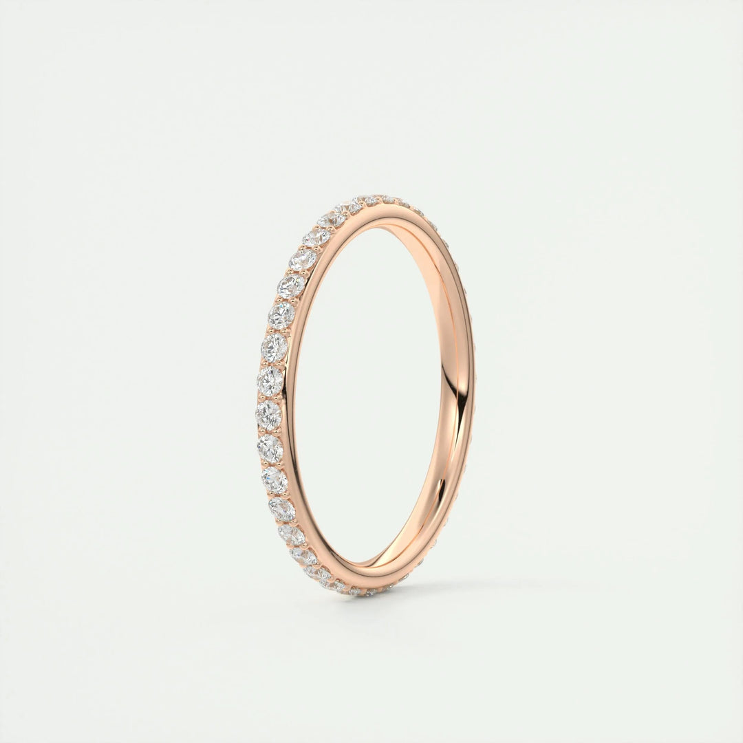 Round Brilliant stackable diamond ring for women