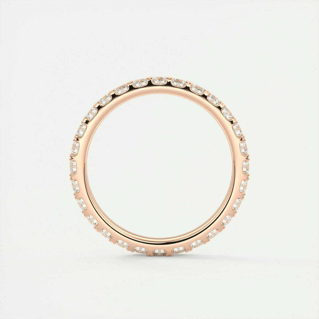 Handcrafted Round Brilliant diamond wedding band