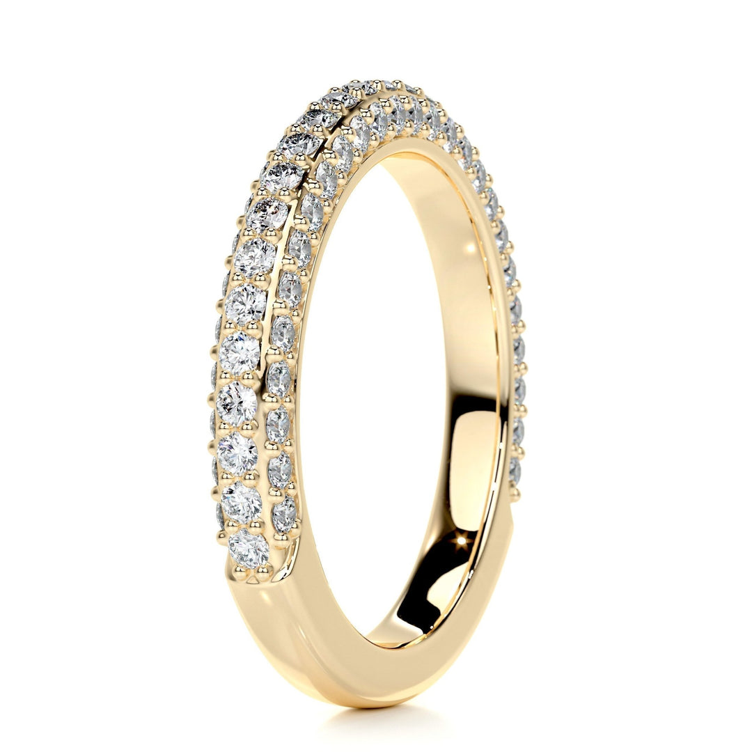 Round Brilliant diamond eternity band macro shot