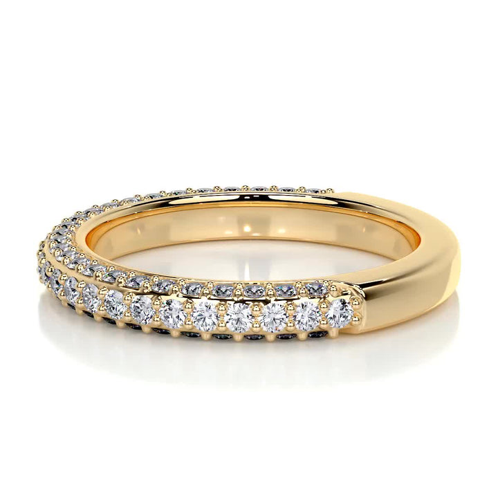 Sustainable round brilliant diamond wedding ring