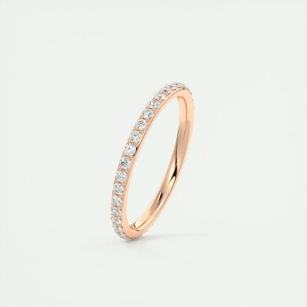 Round Brilliant diamond eternity band macro shot
