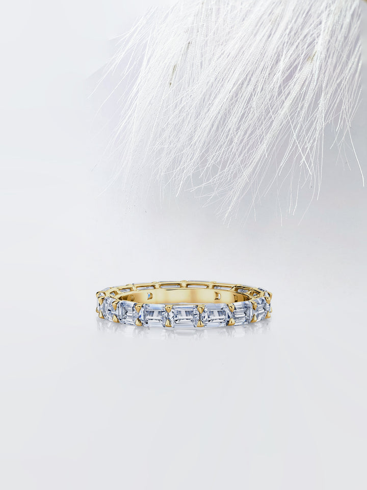Emerald FG - VS1 Lab Grown Diamond East - West Wedding Band - Doozy Diamonds