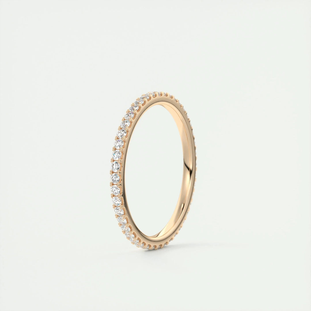 Round Brilliant stackable diamond ring for women