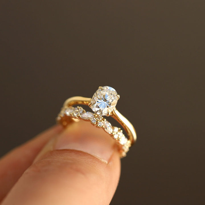 Oval Lab-Grown Solitaire Engagement Ring Set for Women