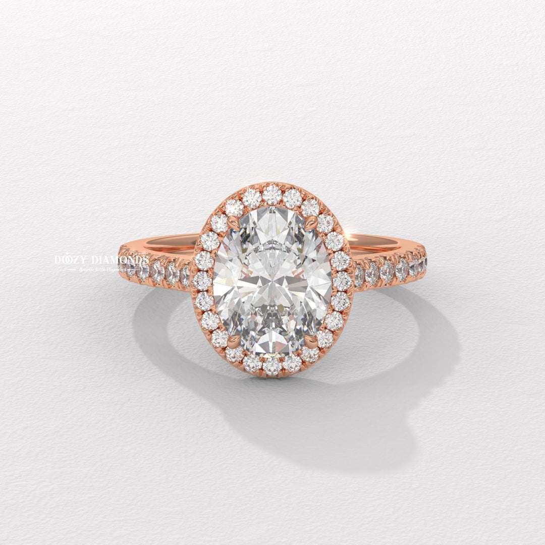 Oval halo ring set with an IGI graded diamond