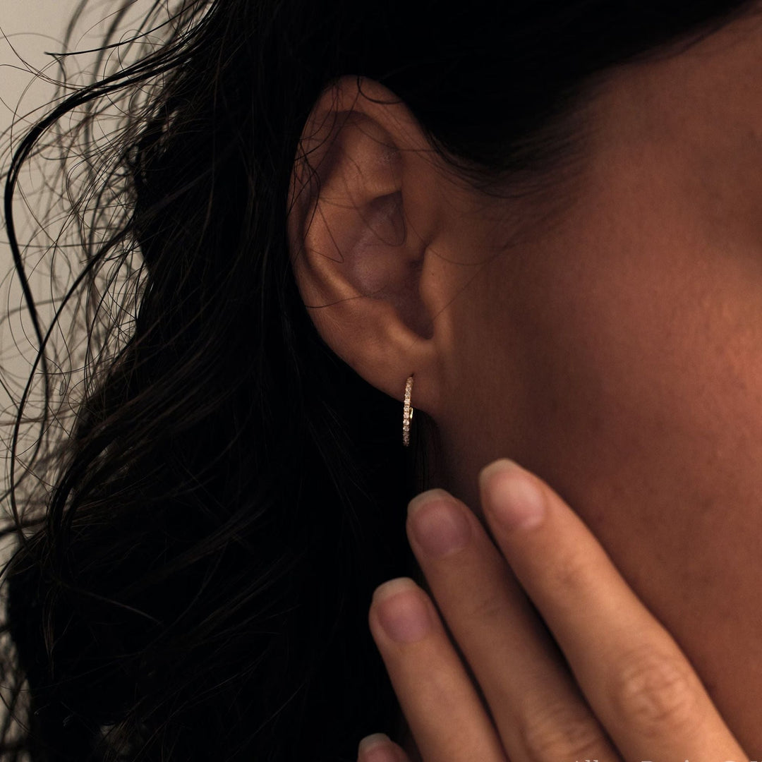 Round Cut Diamond Huggie Hoop Earrings Earrings for Women - Doozy Diamonds