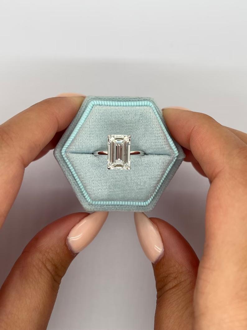 Discover emerald solitaire lab grown diamond engagement ring online