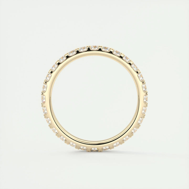 Sustainable round brilliant diamond wedding ring