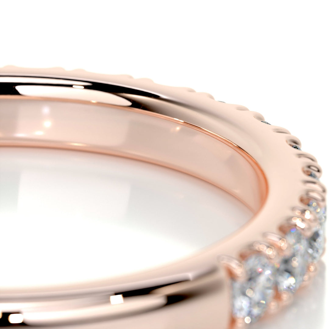 Round Brilliant diamond eternity band macro shot