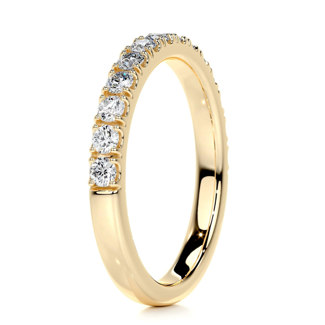 Affordable round brilliant lab grown diamond band