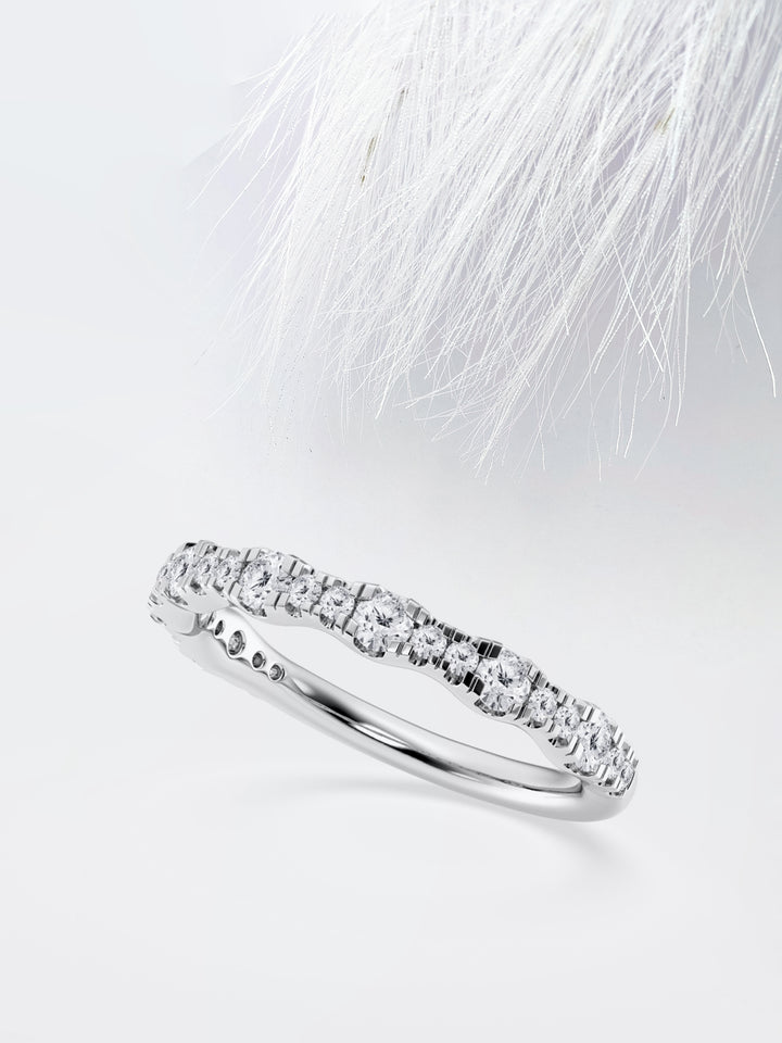 Round FG - VS2 Lab Grown Diamond Scalloped Wedding Band - Doozy Diamonds