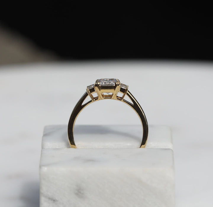 Buy radiant cut solitaire diamond engagement ring with free shipping