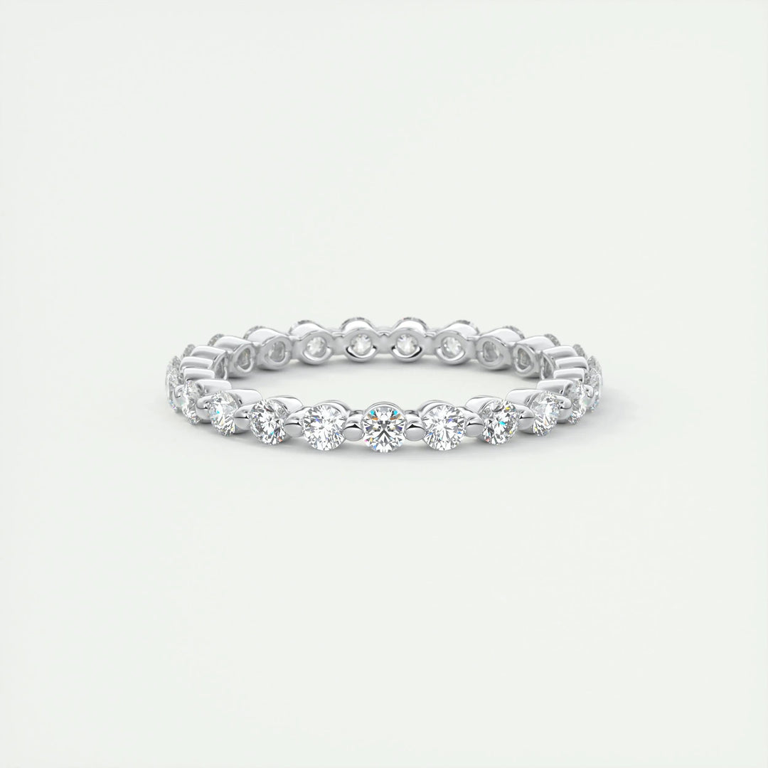 Round Brilliant round brilliant diamond wedding band front view
