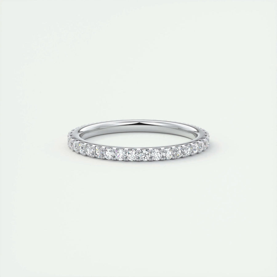 Round Brilliant round brilliant diamond wedding band front view