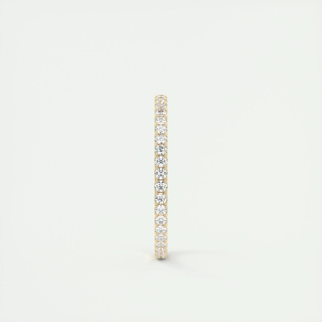 Sustainable round brilliant diamond wedding ring