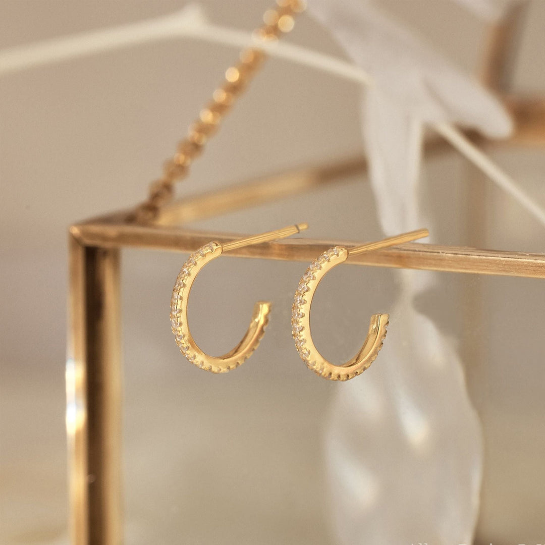 Round Cut Diamond Huggie Hoop Earrings Earrings for Women - Doozy Diamonds