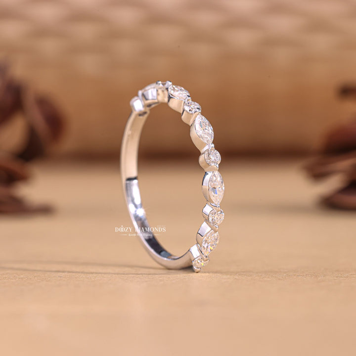 Close-up of 0.20CT round marquise lab grown diamonds