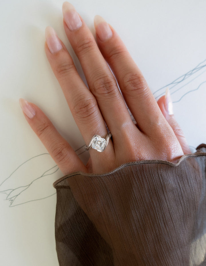 2.0CT-3.0CT Asscher E/VS1 Lab Created Diamond Bypass Engagement Ring