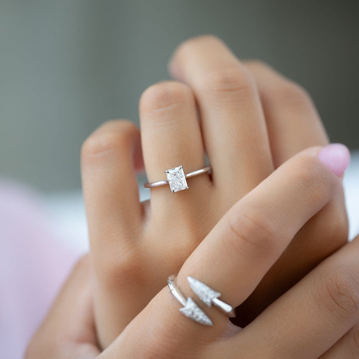 Discover radiant solitaire lab grown diamond engagement ring online