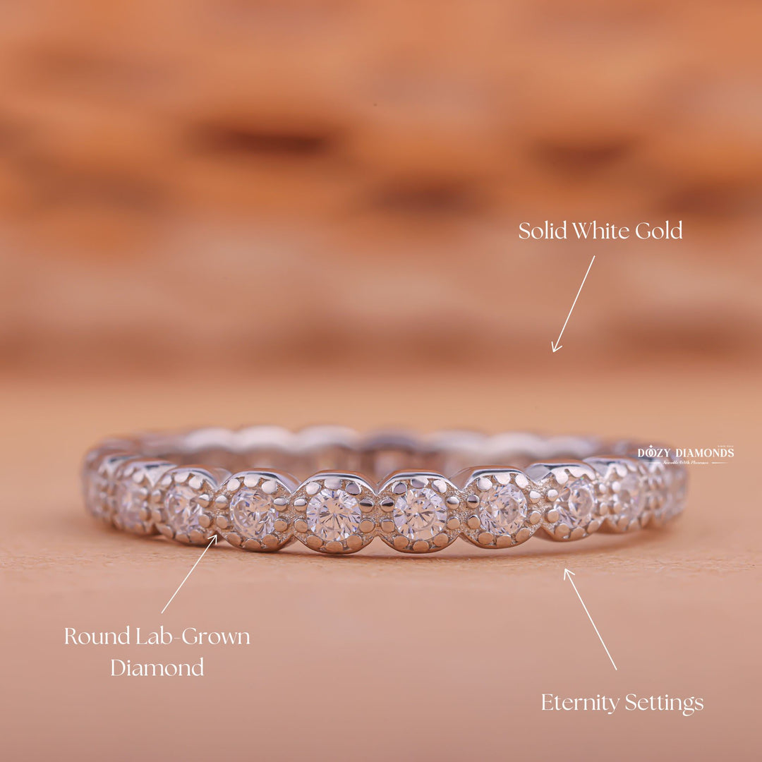 Milgrain diamond wedding band in yellow gold