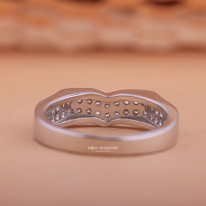 Ethically sourced round diamond eternity band