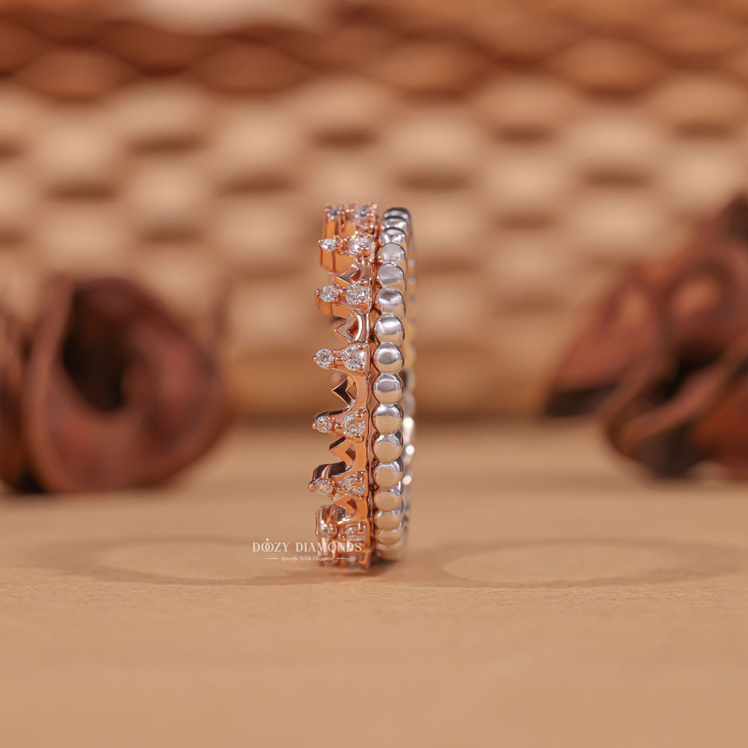 Close-up of 0.12CT round lab grown diamonds