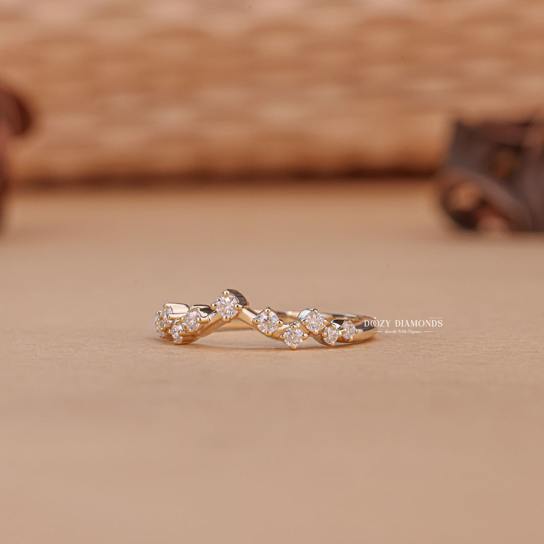 Close-up of 0.25CT round lab grown diamonds