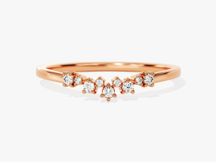 Round diamond wedding band in yellow gold