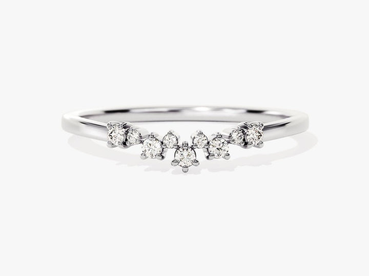 Round diamond wedding band in white gold