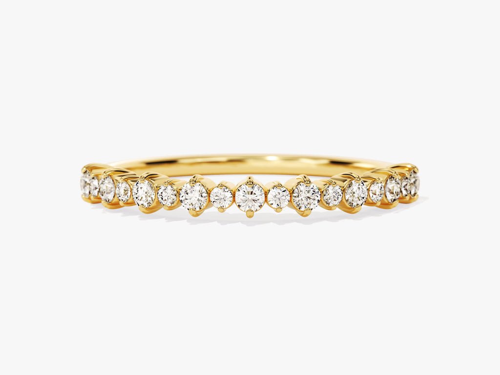 Round Brilliant round brilliant diamond wedding band front view