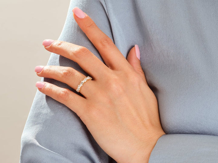Round, Marquise, Baguette diamond wedding band in rose gold
