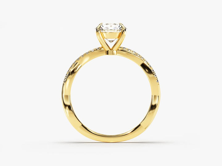Macro shot of round cut diamond facets in solitaire ring setting