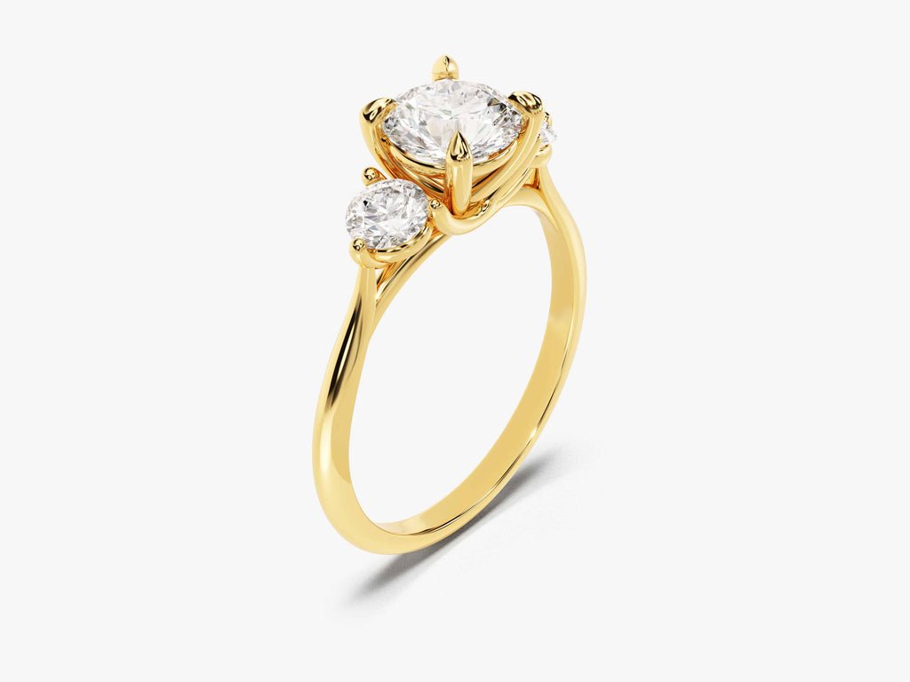 Close-up of round cut center diamond in solitaire engagement ring