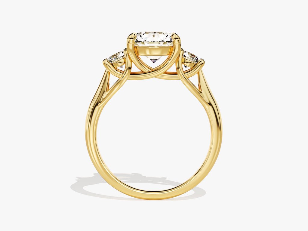 Shop the round cut solitaire engagement ring collection online