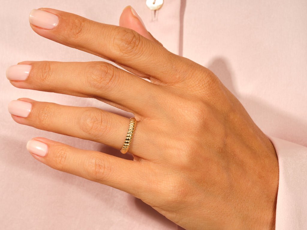 4mm Twist Rope Wedding Band For Women 14k Solid Gold - Doozy Diamonds