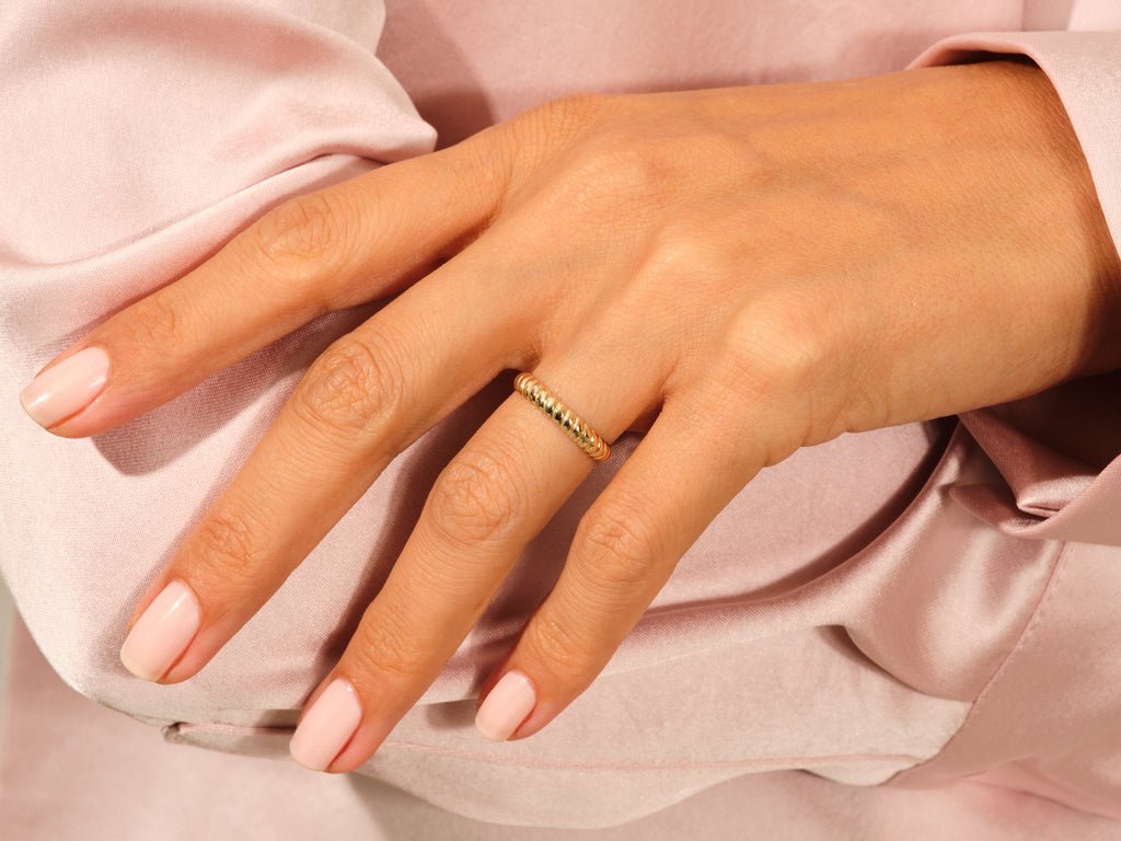 4mm Twist Rope Wedding Band For Women 14k Solid Gold - Doozy Diamonds