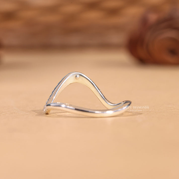 Ethically sourced round diamond eternity band