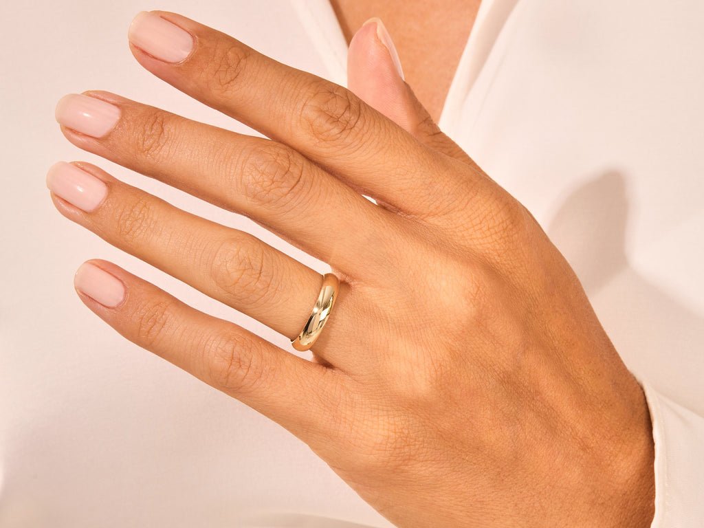 4.0mm Classic Dome Shine Wedding Band - Doozy Diamonds