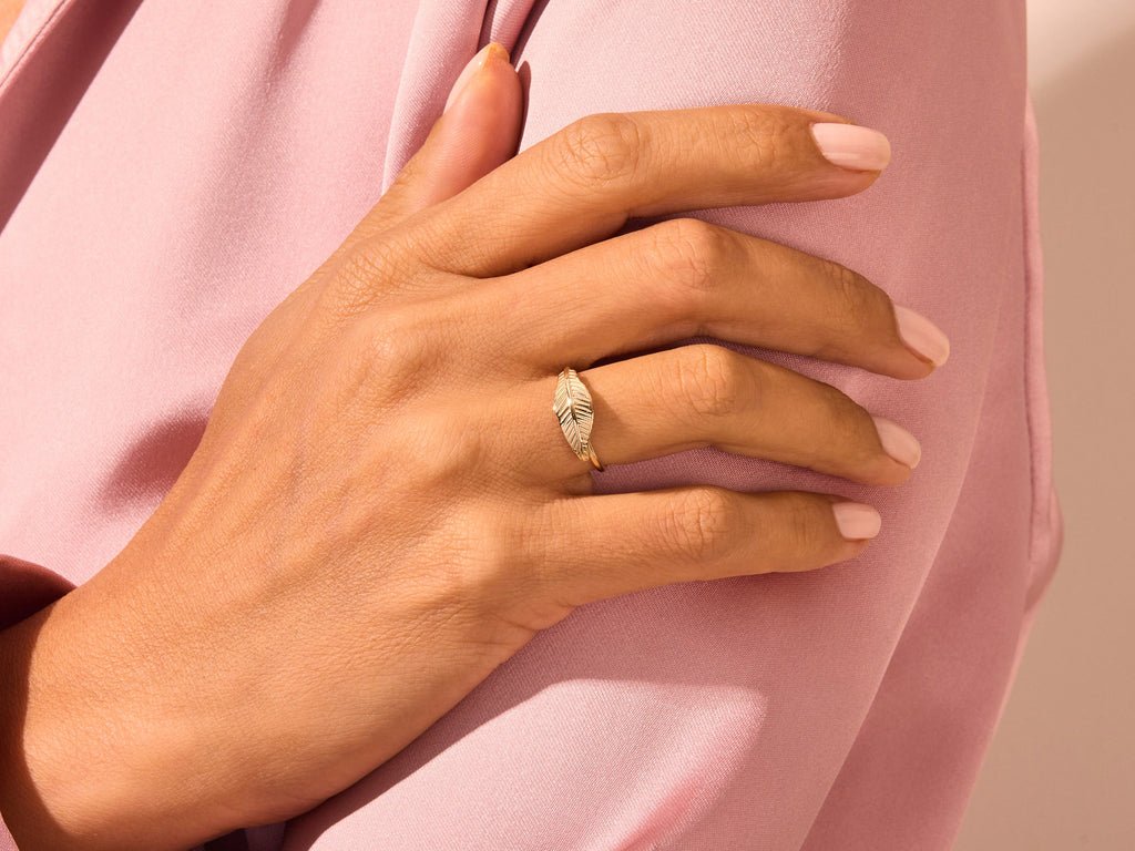 14k Solid Gold Feather Wedding Ring For Women - Doozy Diamonds