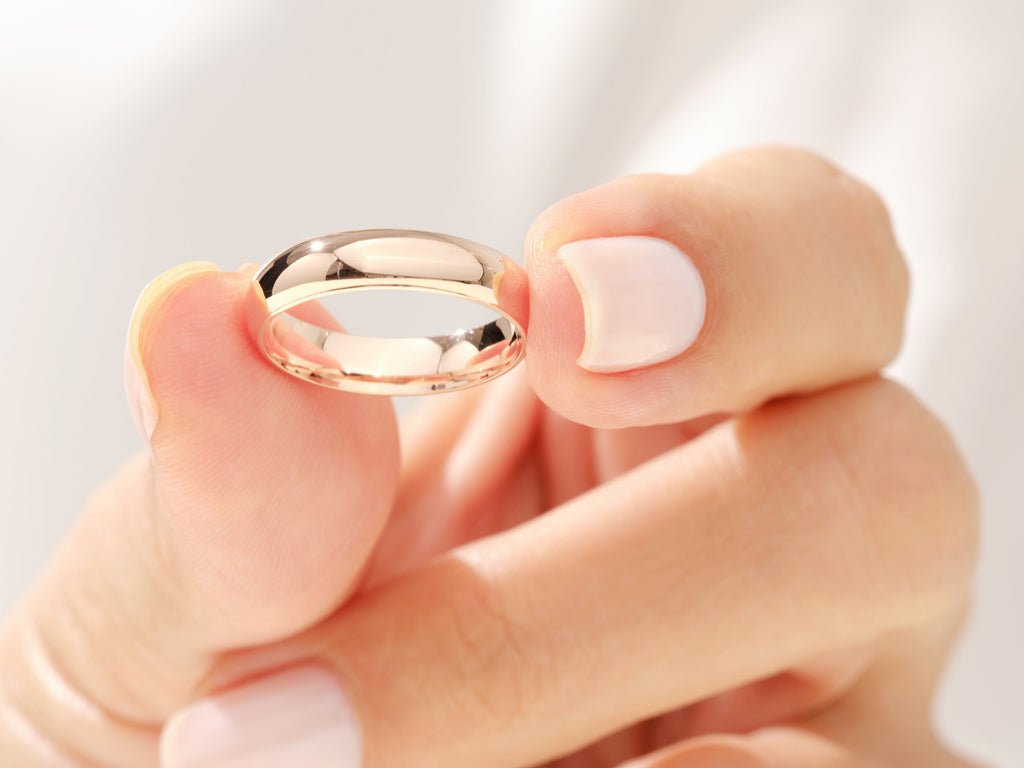 4.0mm Classic Dome Shine Wedding Band - Doozy Diamonds